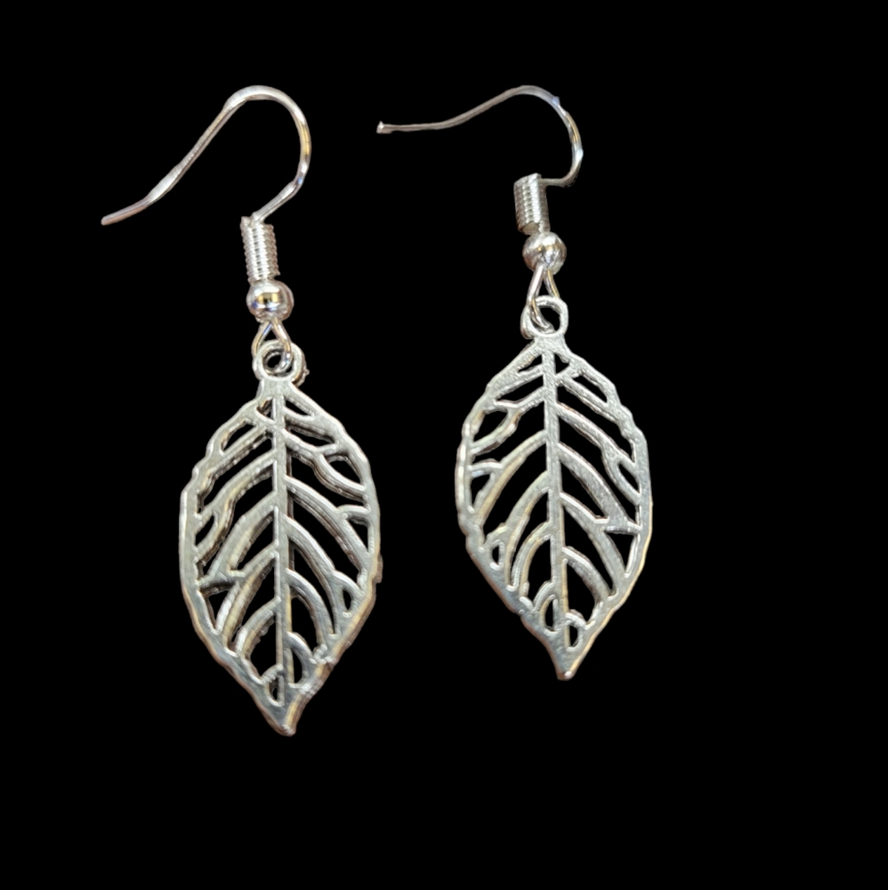 Cut out leaf earrings